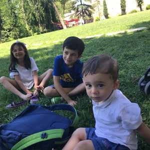 Meet your Posher, Dina